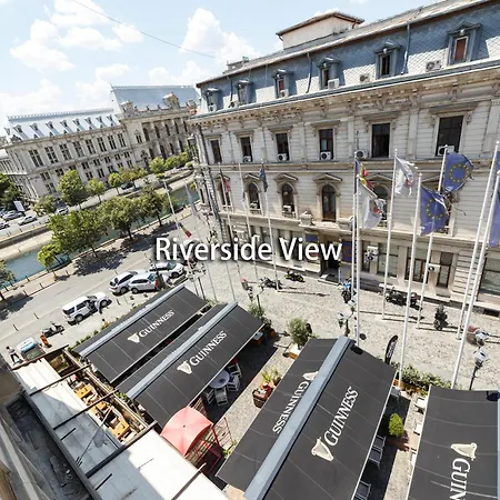 Old Town Street Franceza 52 *