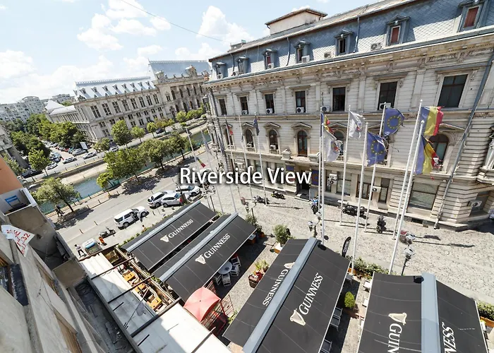 Old Town Street Franceza 52 *