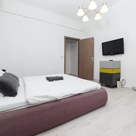 Апартаменти Old Town Street Franceza 52